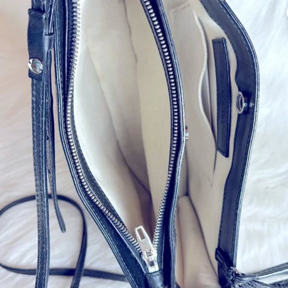 BALENCIAGA .Paris canvas & black leather crossbody - Picture 6 of 10